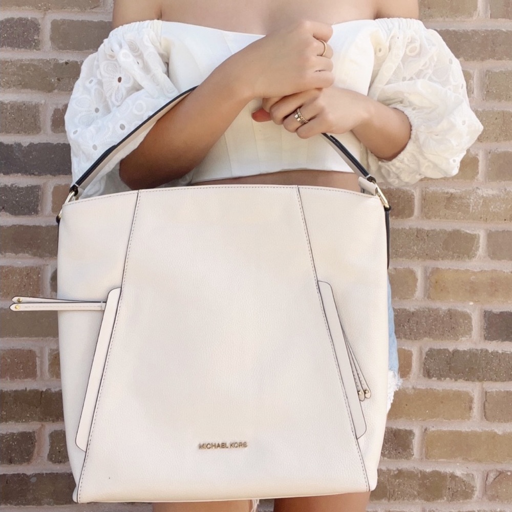 Michael Kors brand new cute summer purse!